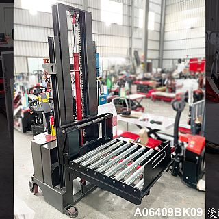 協牛 強牛牌無腳架後配重滾筒堆高機 A06409BK28
